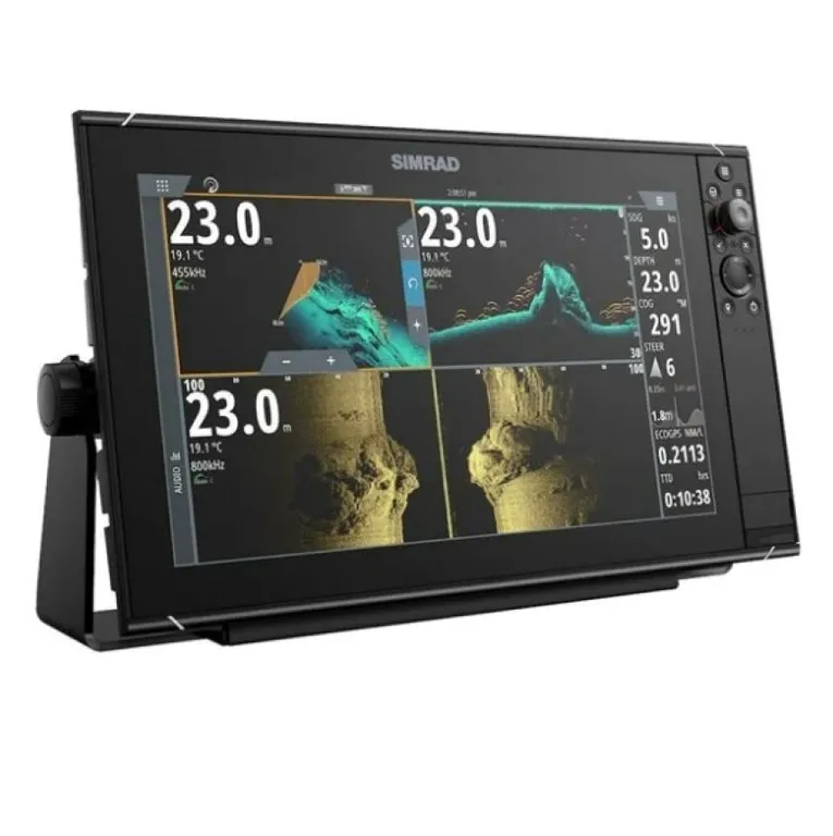 ������ Simrad NSS16 evo3S with World Basemap